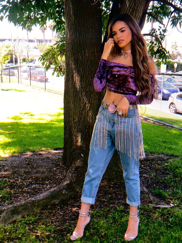 Leslie Grace