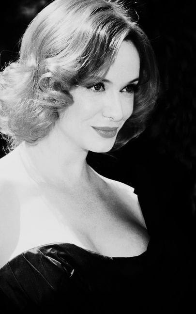 Christina Hendricks Christina Hendricks