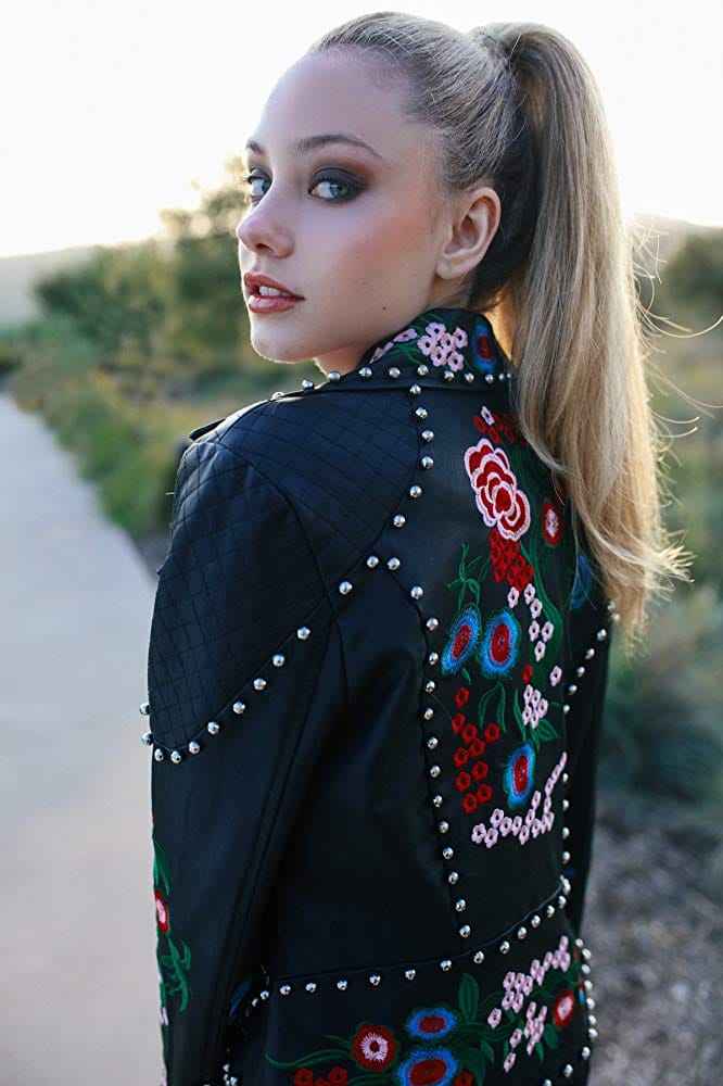 Jessica Treska Jessica Treska