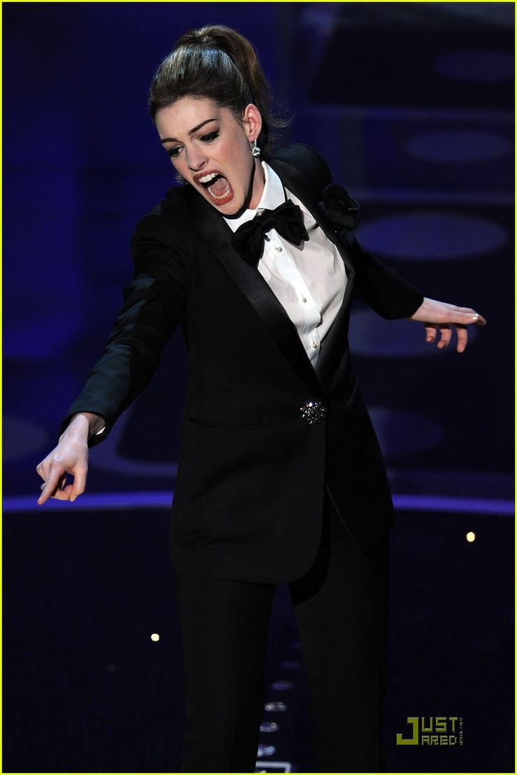 Anne Hathaway Anne Hathaway