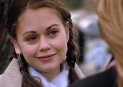 Alexis Dziena