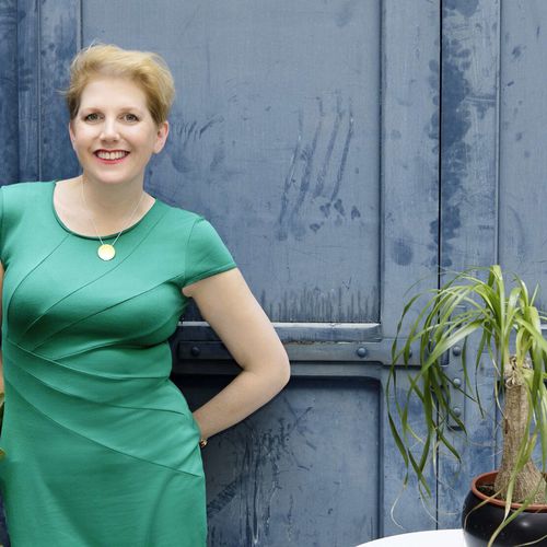 Clare Mackintosh
