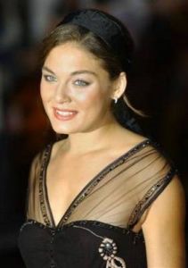 Alexa Davalos