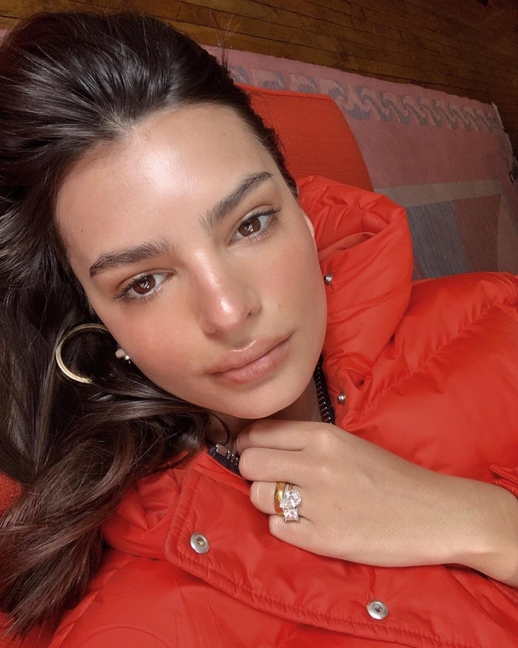 Emily Ratajkowski