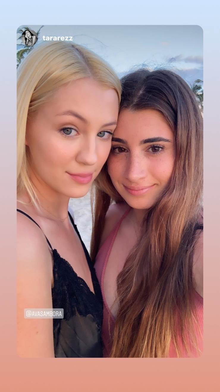 Ava Sambora