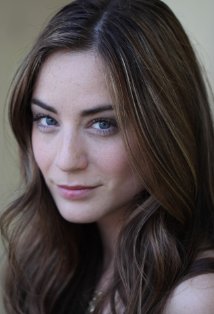 Lara Gilchrist Lara Gilchrist