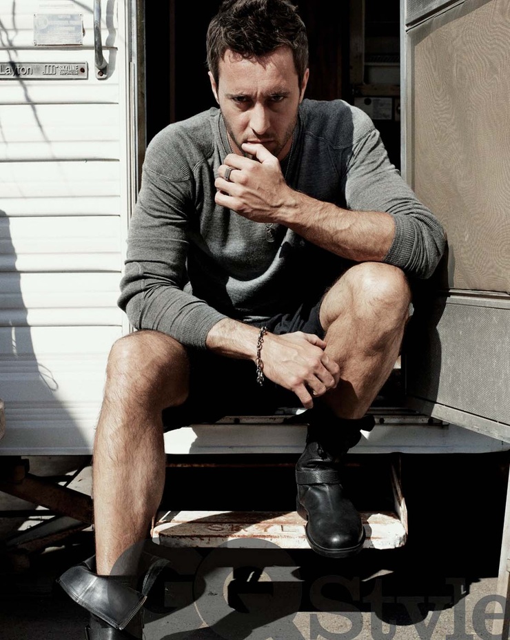 Alex O'Loughlin