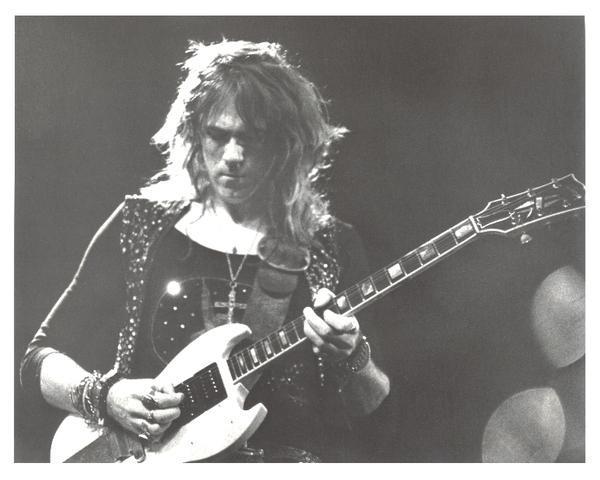 Glen Buxton
