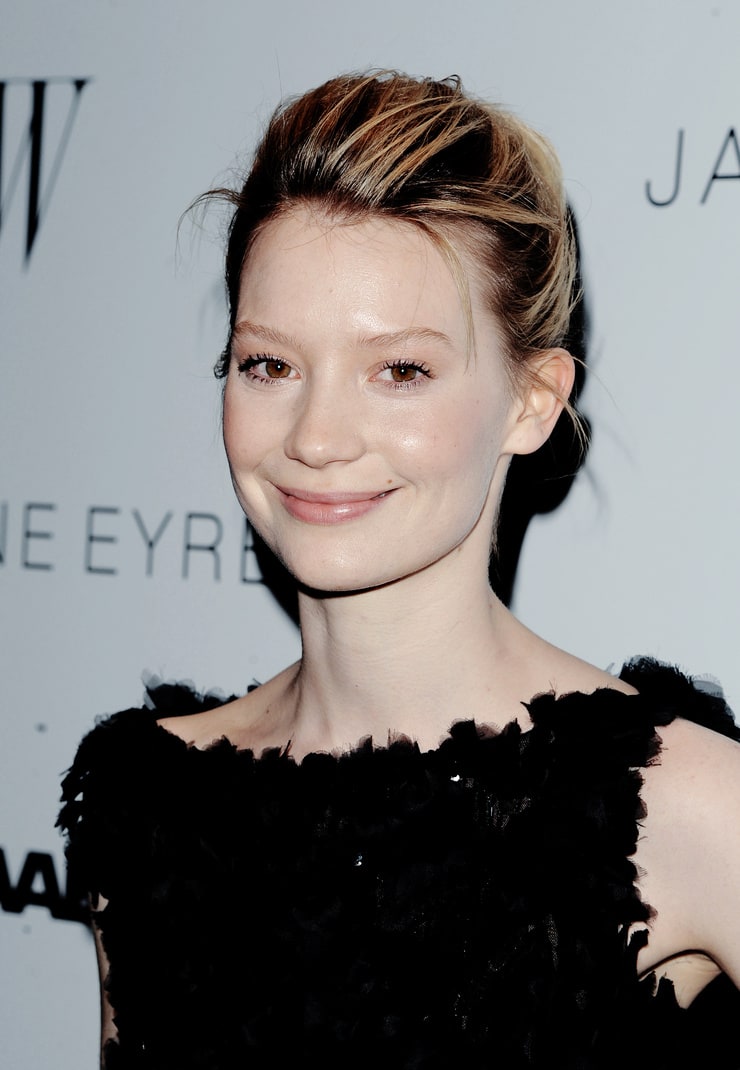 Mia Wasikowska