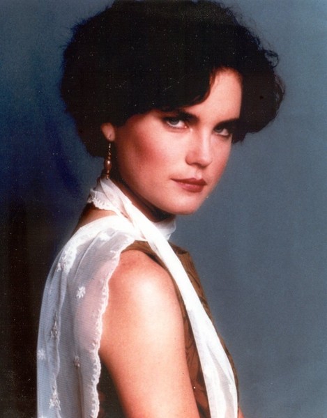 Elizabeth McGovern