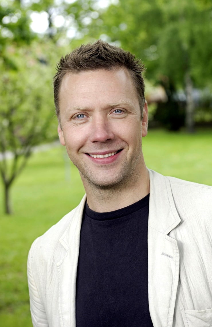 Mikael Persbrandt