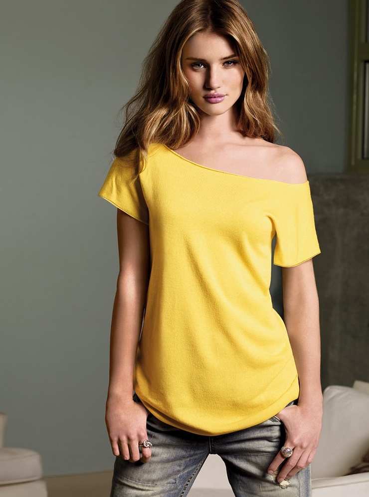 Rosie Huntington-Whiteley Rosie Huntington-Whiteley