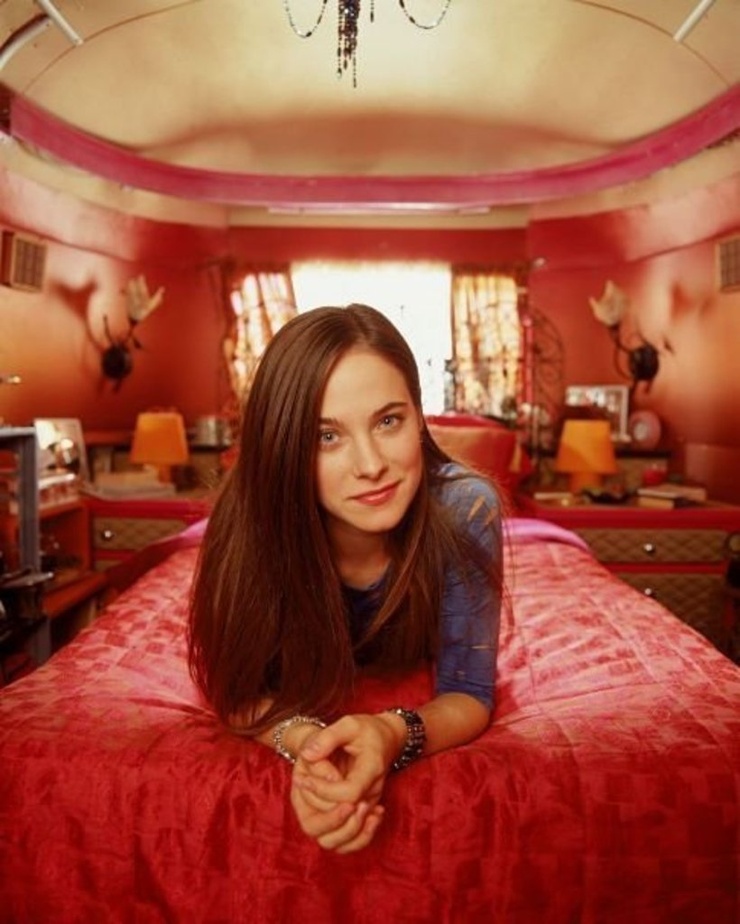 Caroline Dhavernas Caroline Dhavernas