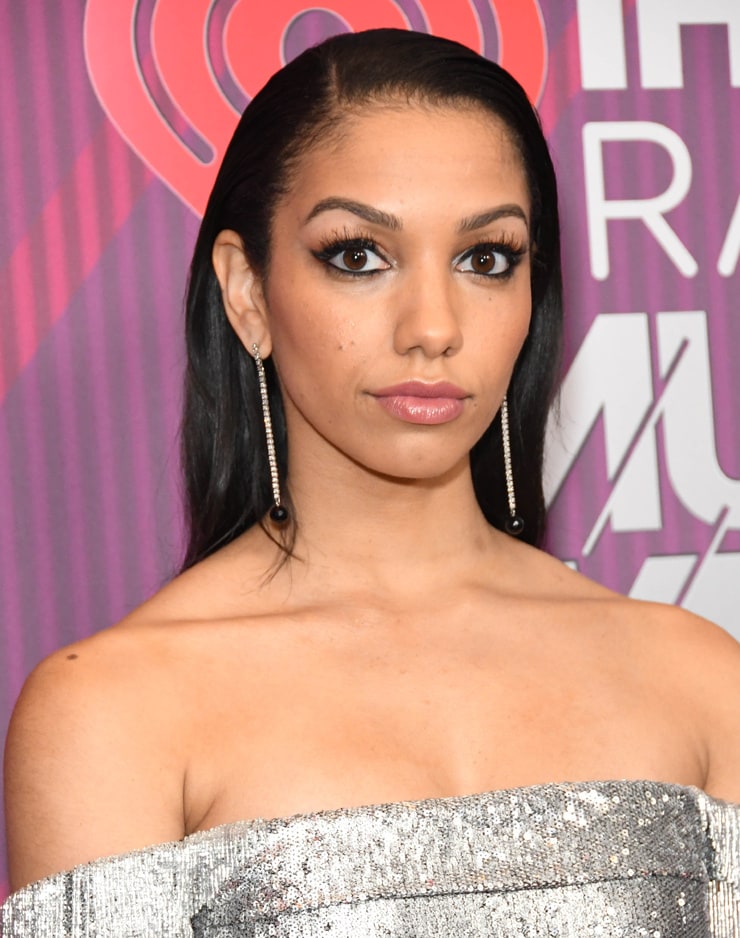 Next photo of Corinne Foxx