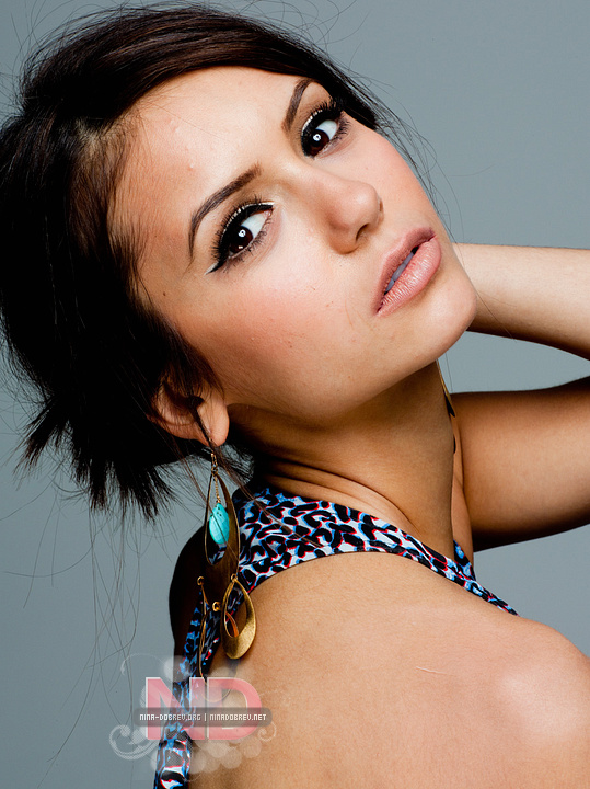 Nina Dobrev
