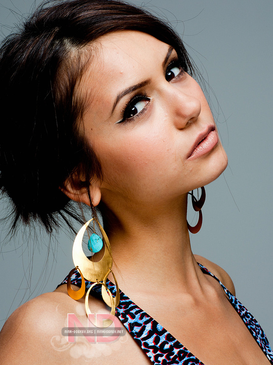 Nina Dobrev