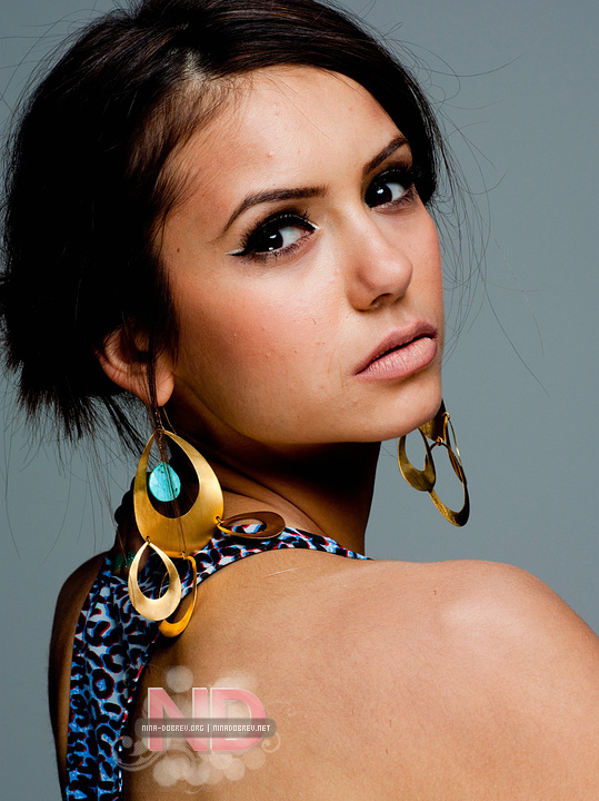 Nina Dobrev