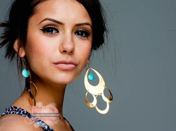 Nina Dobrev