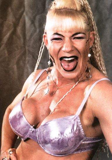 Luna Vachon.