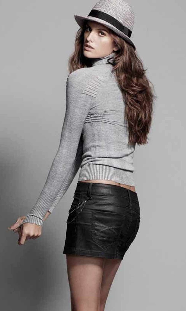 Izabel Goulart