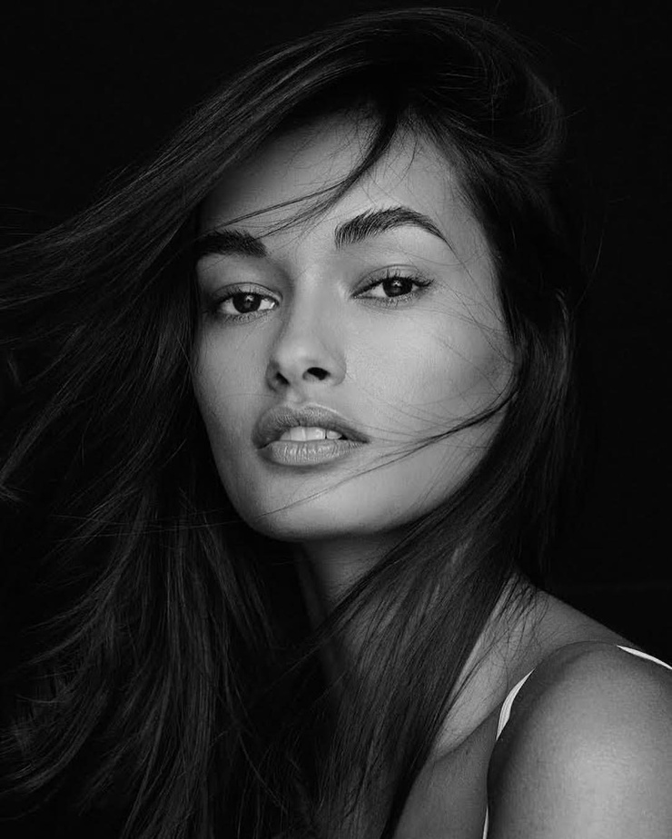 Gizele Oliveira Gizele Oliveira