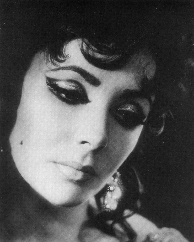 Elizabeth Taylor Elizabeth Taylor