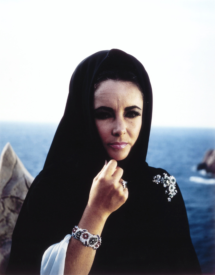 Elizabeth Taylor Elizabeth Taylor