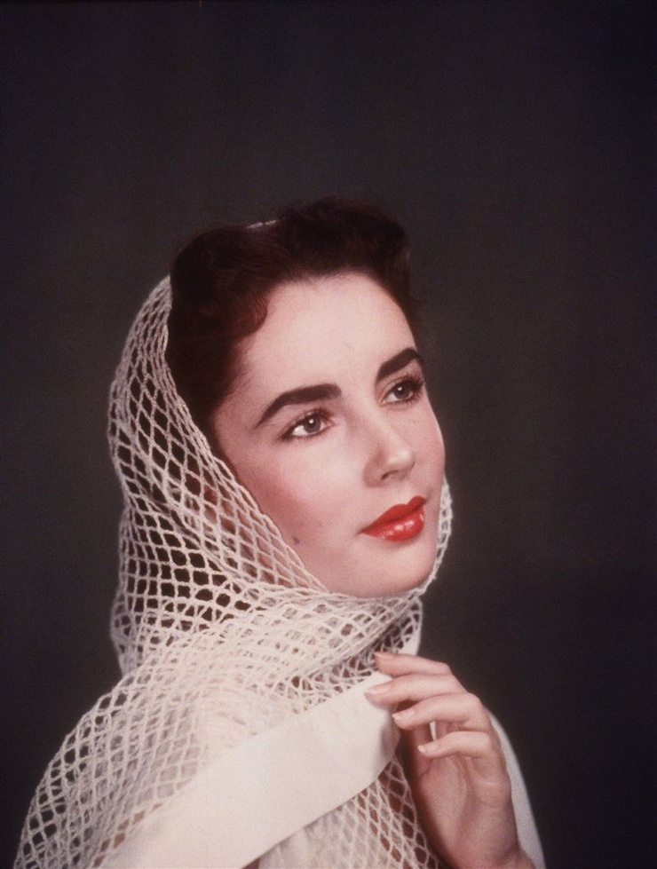Elizabeth Taylor Elizabeth Taylor