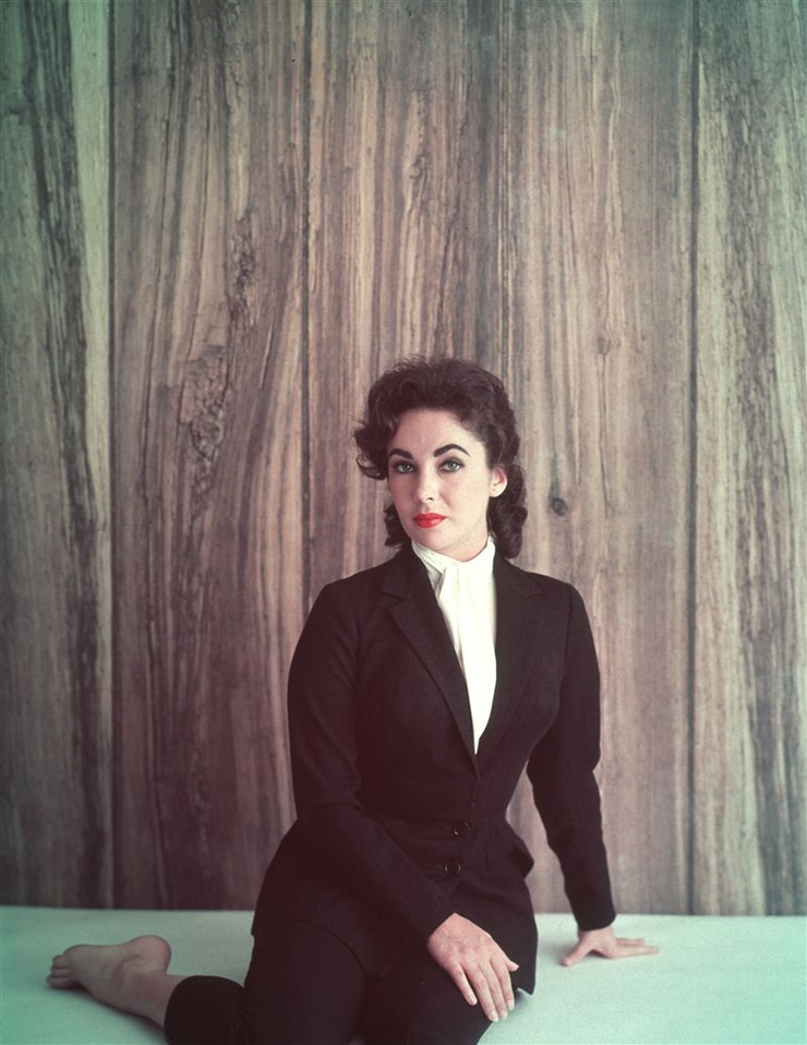 Elizabeth Taylor Elizabeth Taylor