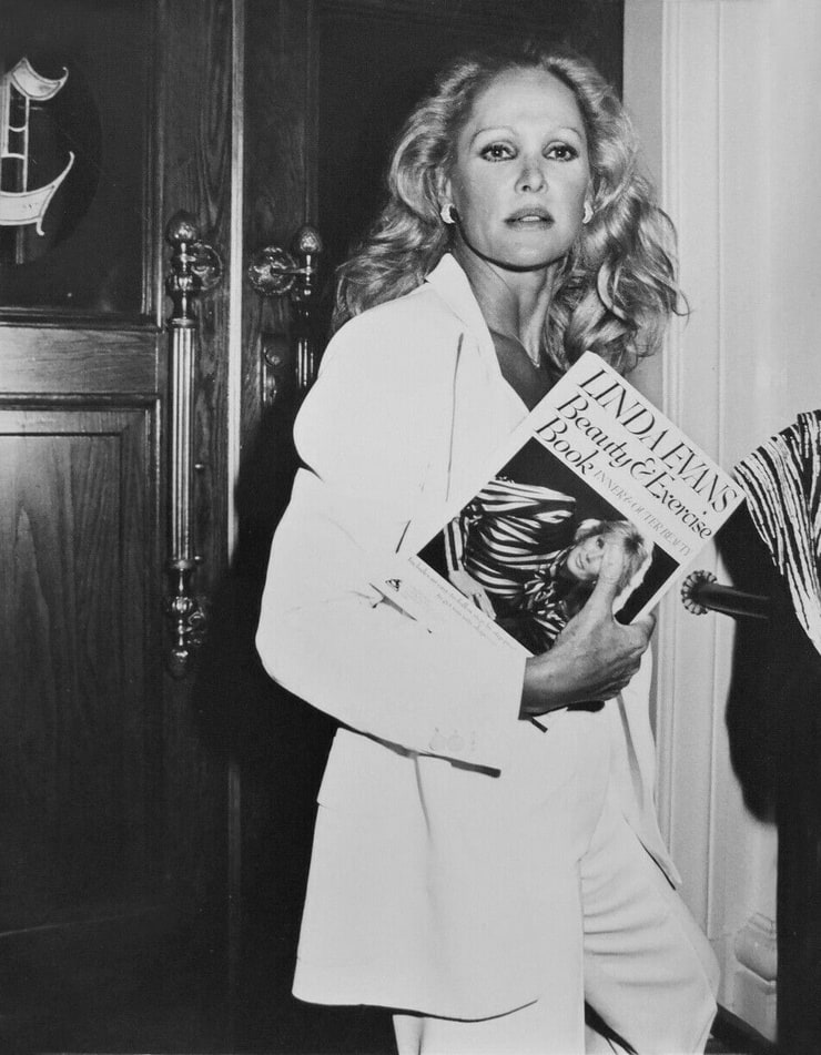 Ursula Andress