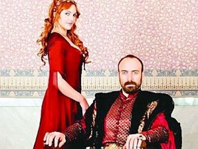 Meryem Uzerli Meryem Uzerli
