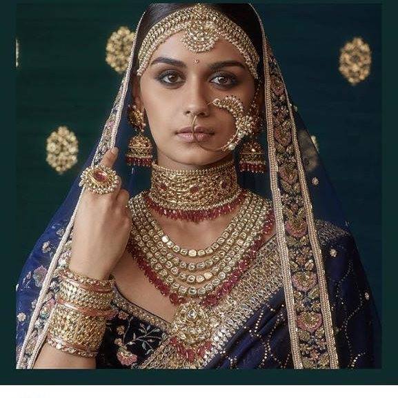 Manushi Chhillar Manushi Chhillar
