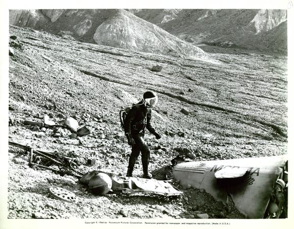 Robinson Crusoe on Mars
