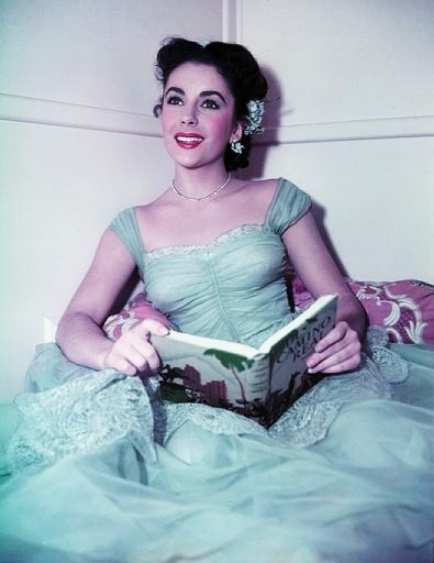 Elizabeth Taylor Elizabeth Taylor