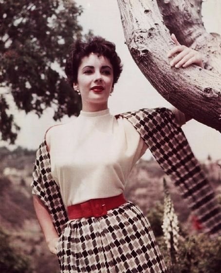 Elizabeth Taylor Elizabeth Taylor