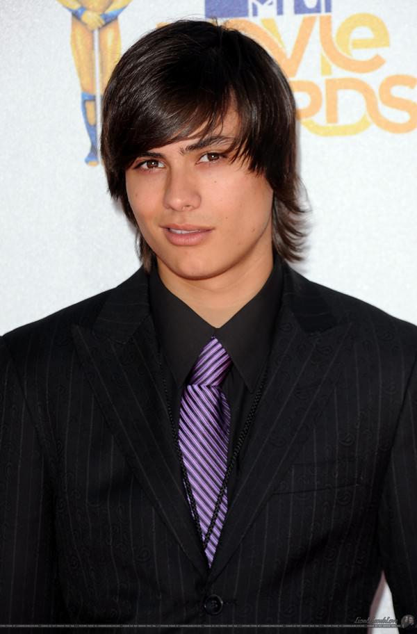 Picture of Kiowa Gordon