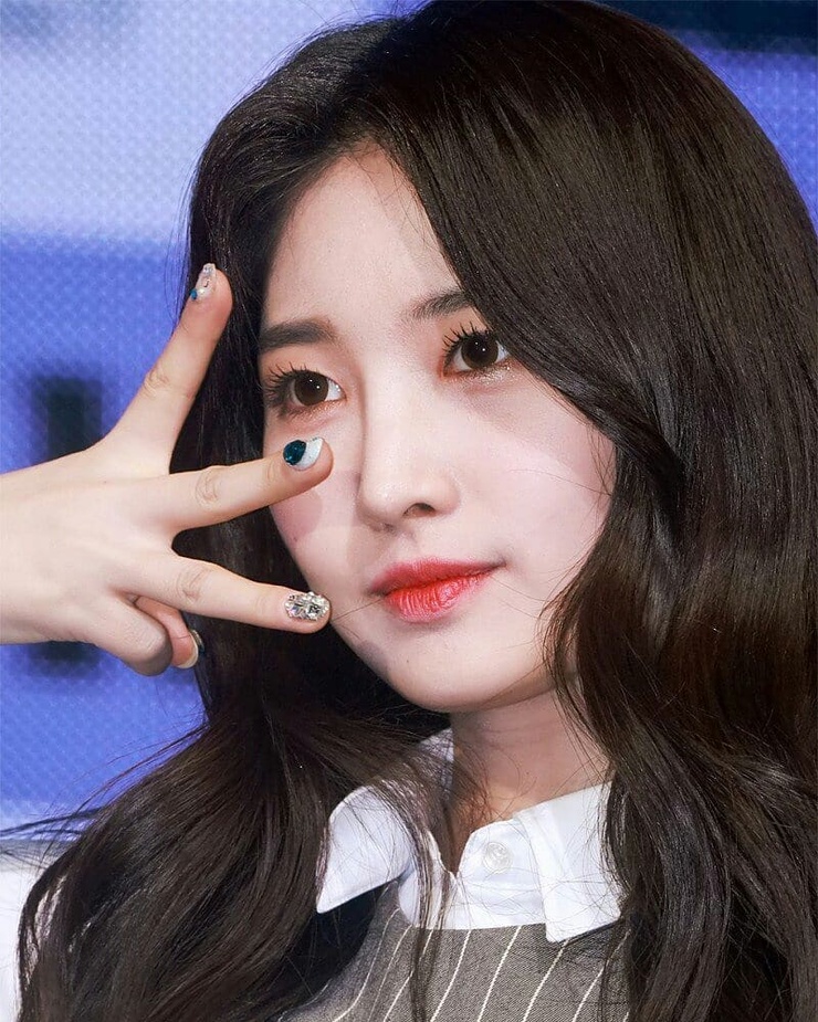 Sihyeon Sihyeon