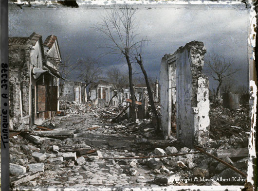 Edwardians in Colour: The Wonderful World of Albert Kahn
