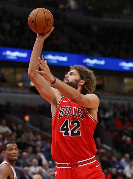 Robin Lopez