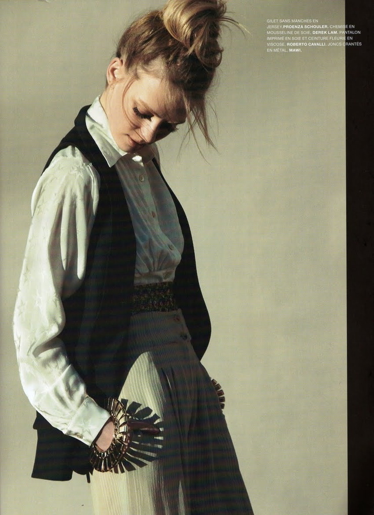 JULIA DUNSTALL