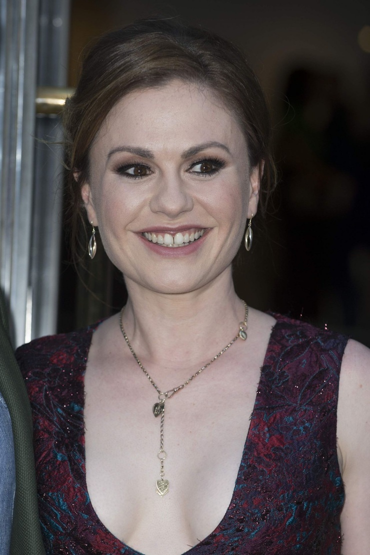 Anna Paquin