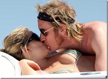 Rhys Ifans