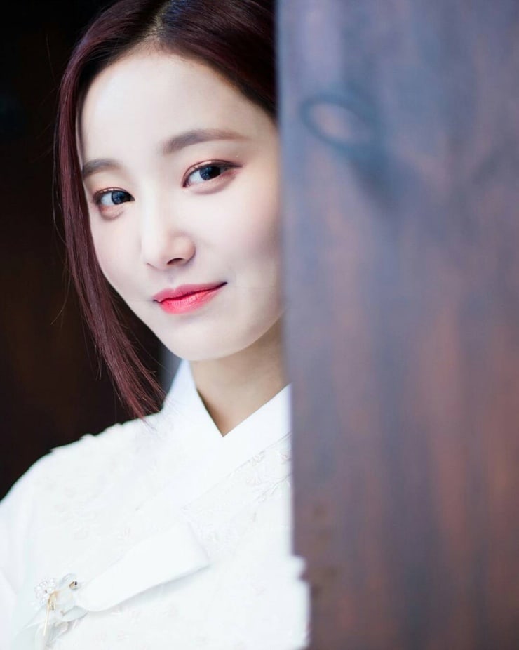 Yeonwoo Yeonwoo