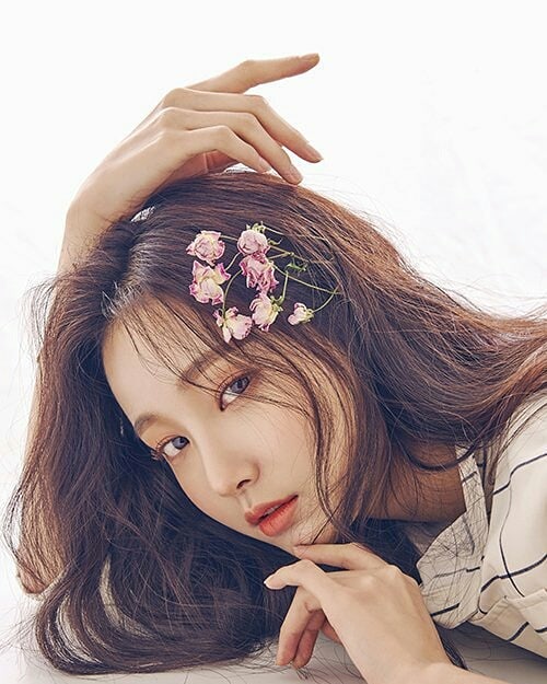Yeonwoo Yeonwoo