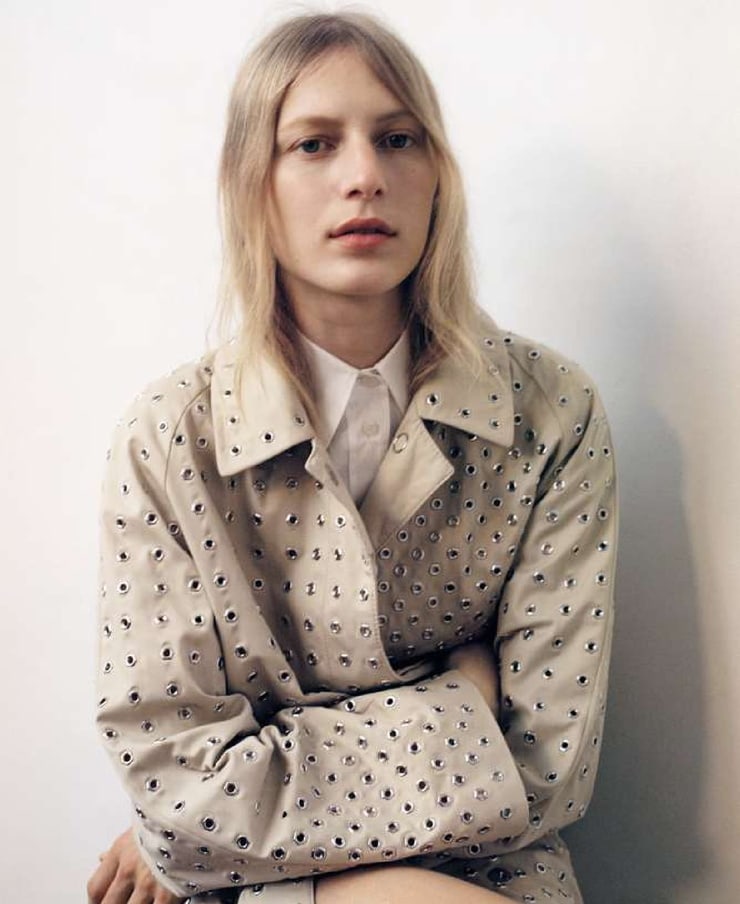 Julia Nobis