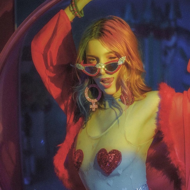 Dani Thorne Dani Thorne