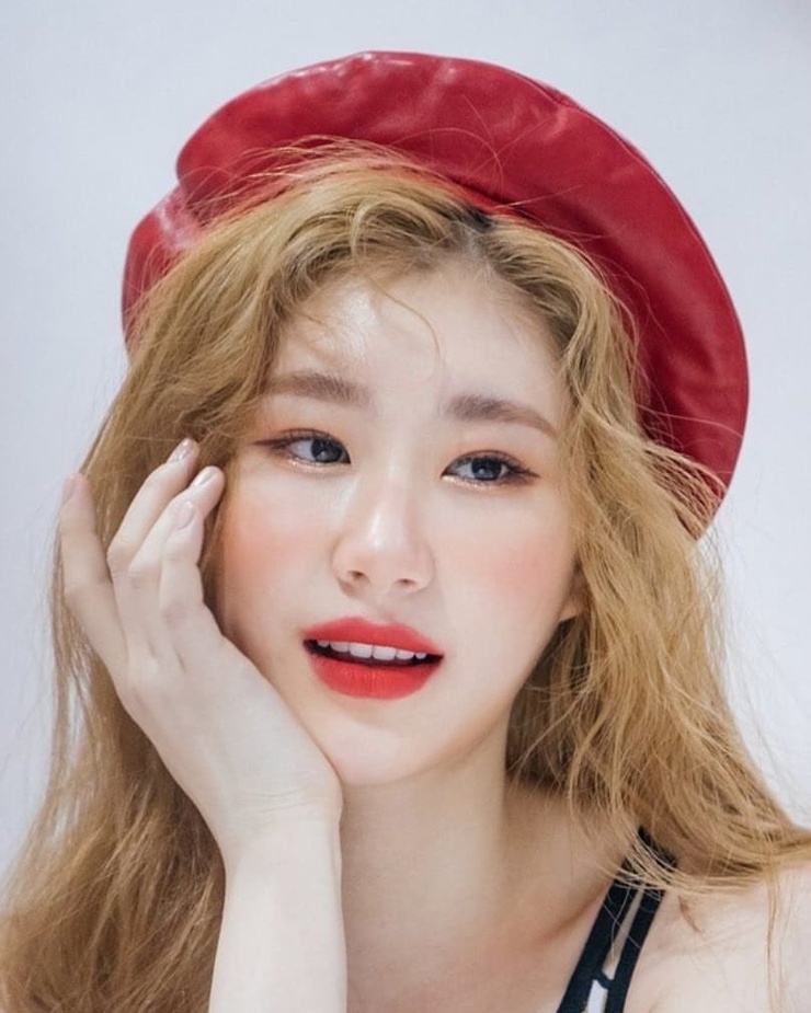 Chaeryeong Chaeryeong