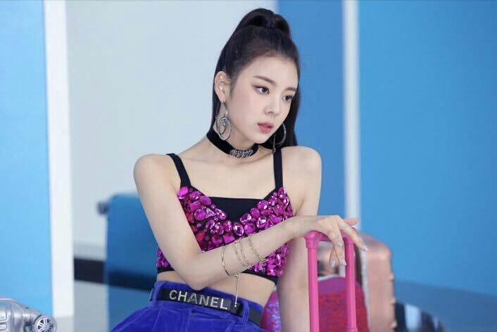 Lia (ITZY) Lia (ITZY)