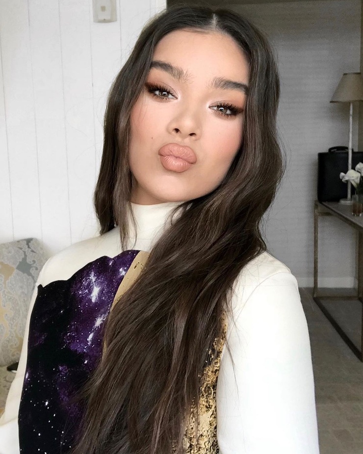 Hailee Steinfeld