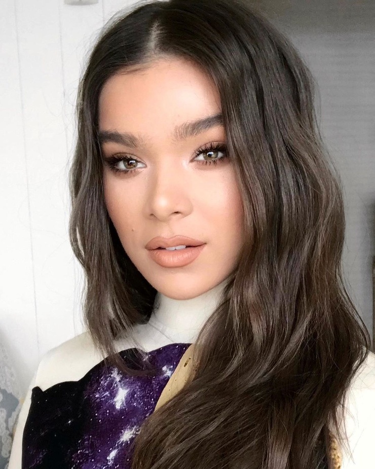 Hailee Steinfeld